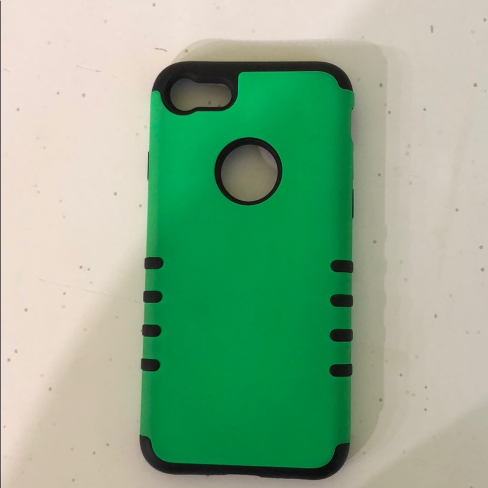 A green and black iPhone 7\8 case